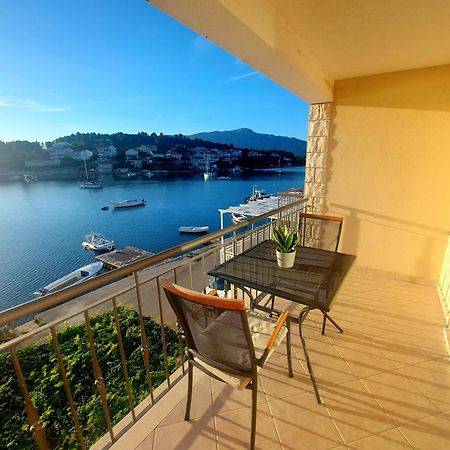 Apartments Villa Julija Lumbarda Luaran gambar
